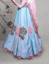 ALICE IN WONDERLANDX