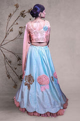 ALICE IN WONDERLANDX