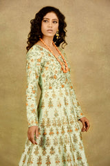 DANCING DOLLS ON TEA-GREEN