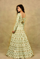 DANCING DOLLS ON TEA-GREEN