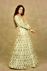 DANCING DOLLS ON TEA-GREEN