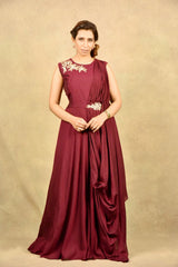 RUBY WOO POISE DRAPE