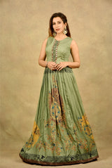 RUSTIC GREEN ORNATE CHARM TUNIC