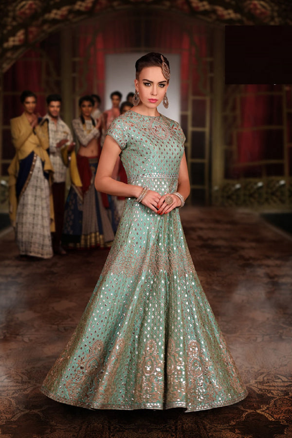 THE BIDRI MASTANI GOWN