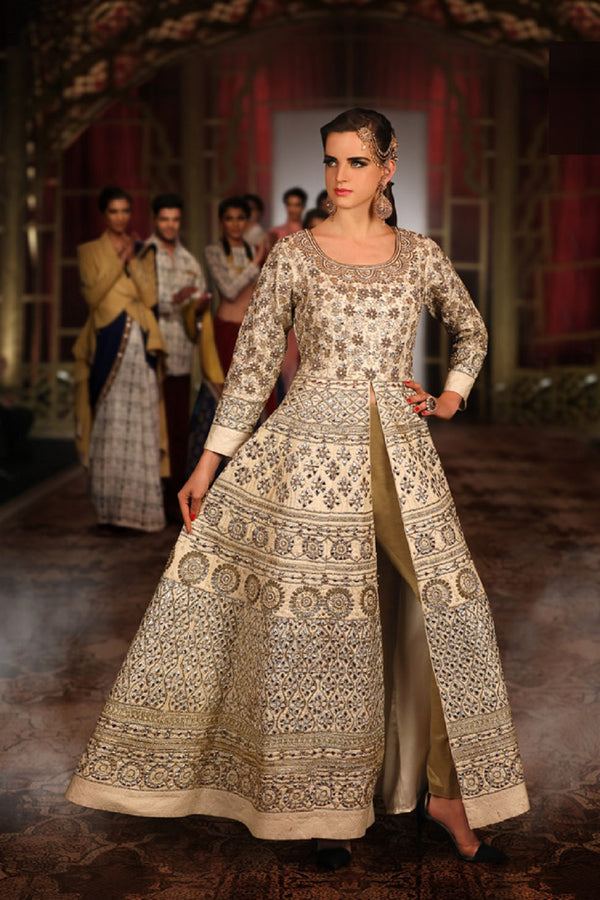 IVORY EMBROIDERED DREAMS