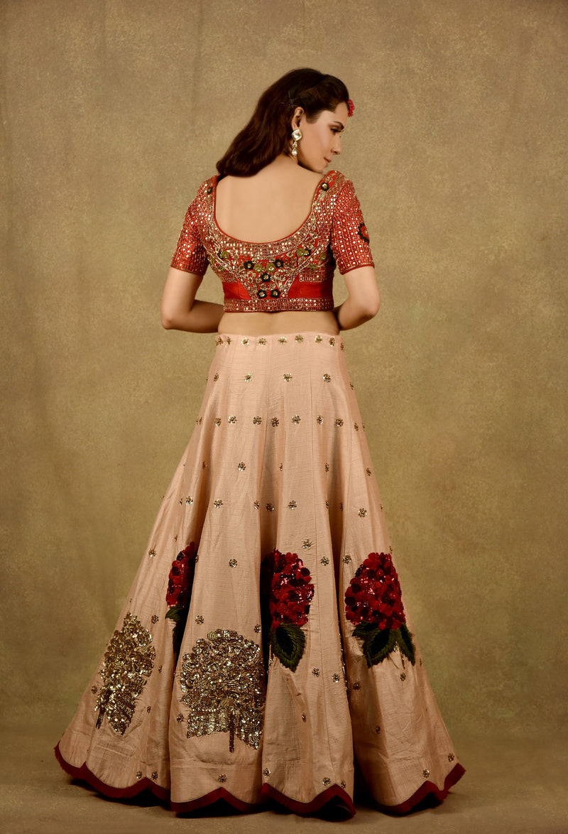 LAAL GULZAAR LEHENGA